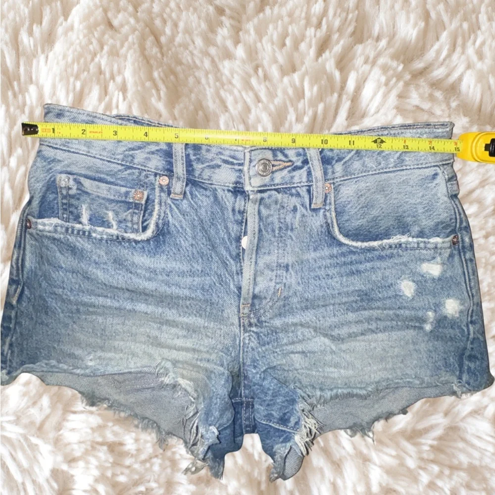 Distressed Denim Women Shorts - Picture 9 of 10